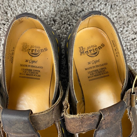 banya leather slides